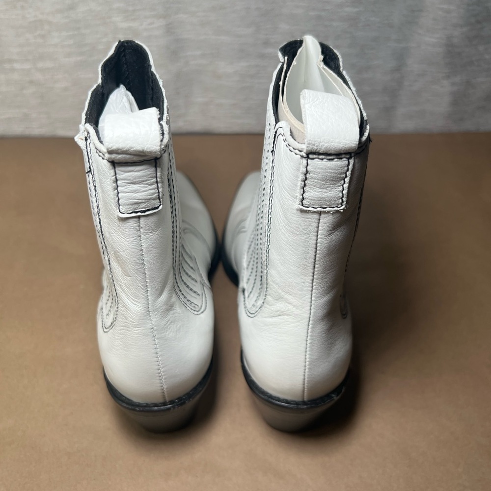Urban Outfitters White Western Chelsea Boots Size 37 - Picture 10 of 15